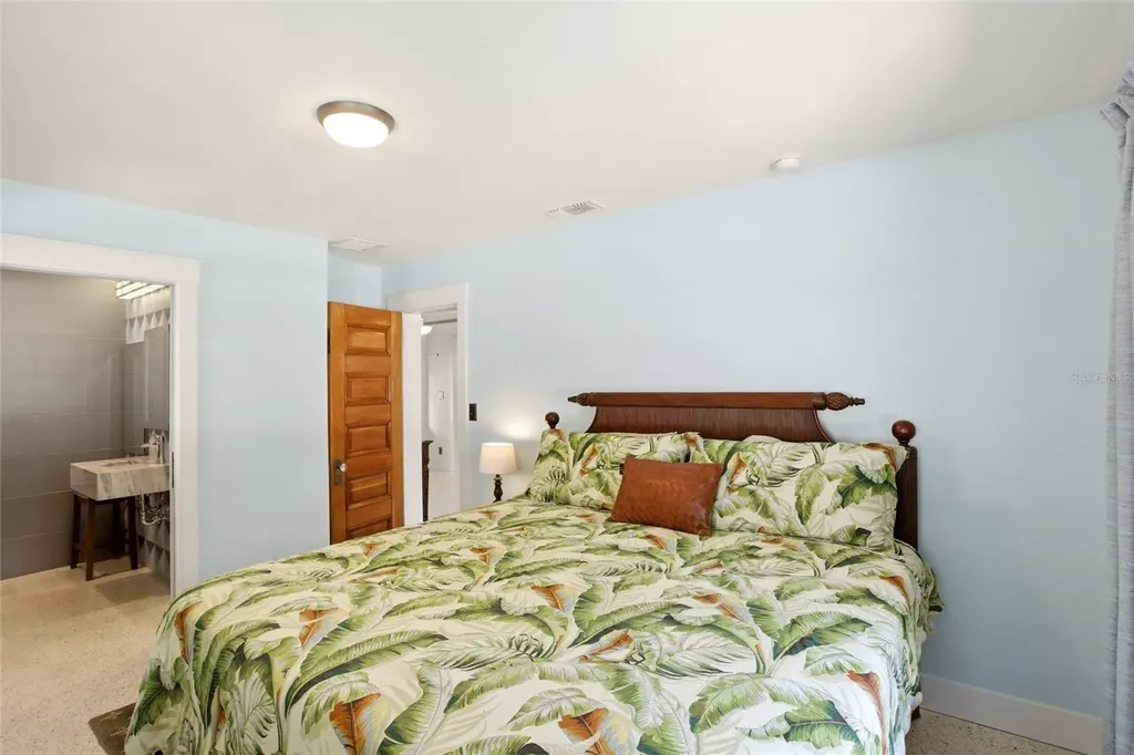 2706 Rhode Island Avenue Fort Myers FL 33916