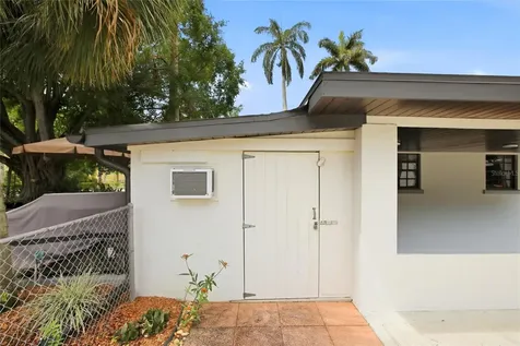 2706 Rhode Island Avenue Fort Myers FL 33916