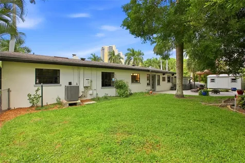 2706 Rhode Island Avenue Fort Myers FL 33916