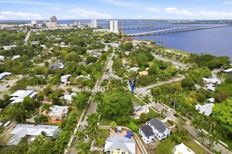 2706 Rhode Island Avenue Fort Myers FL 33916
