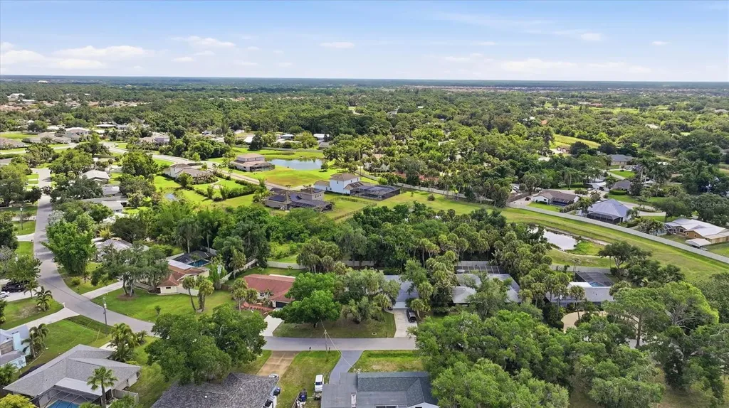 1929 Par Place Sarasota FL 34240
