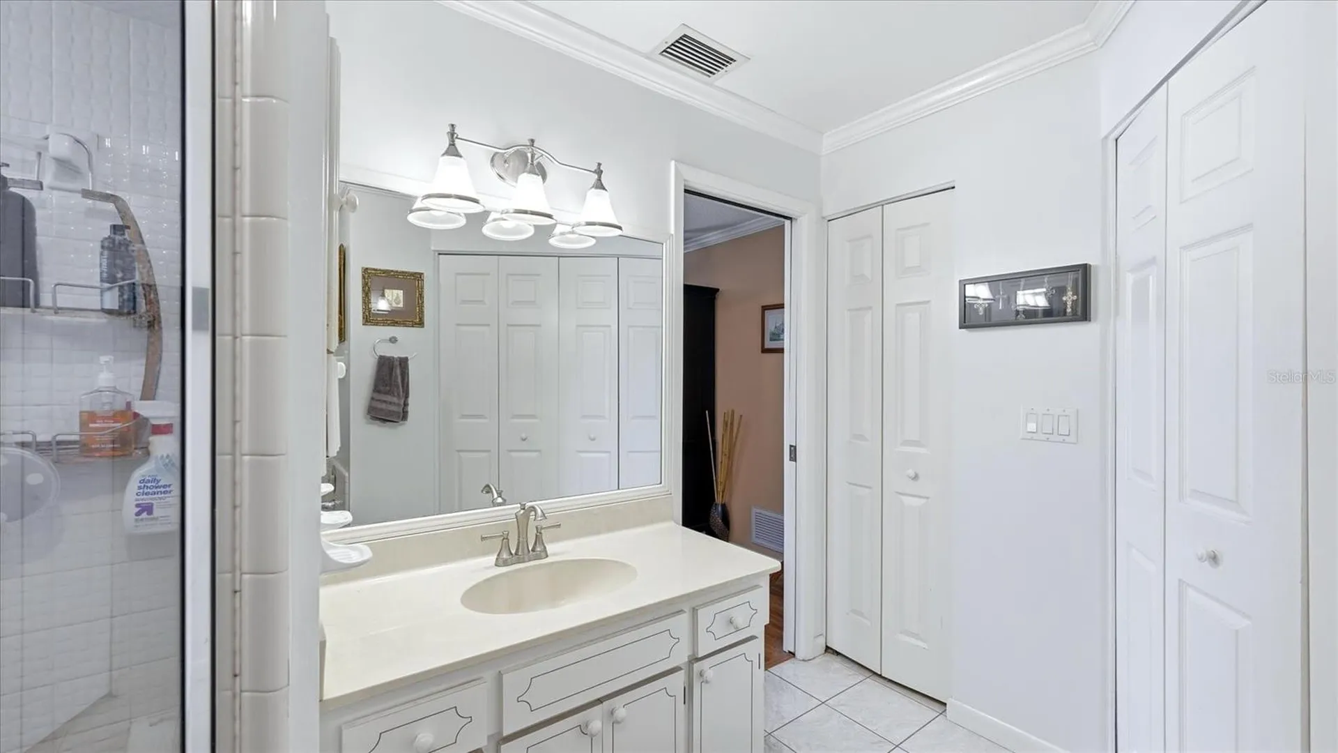 1929 Par Place Sarasota FL 34240