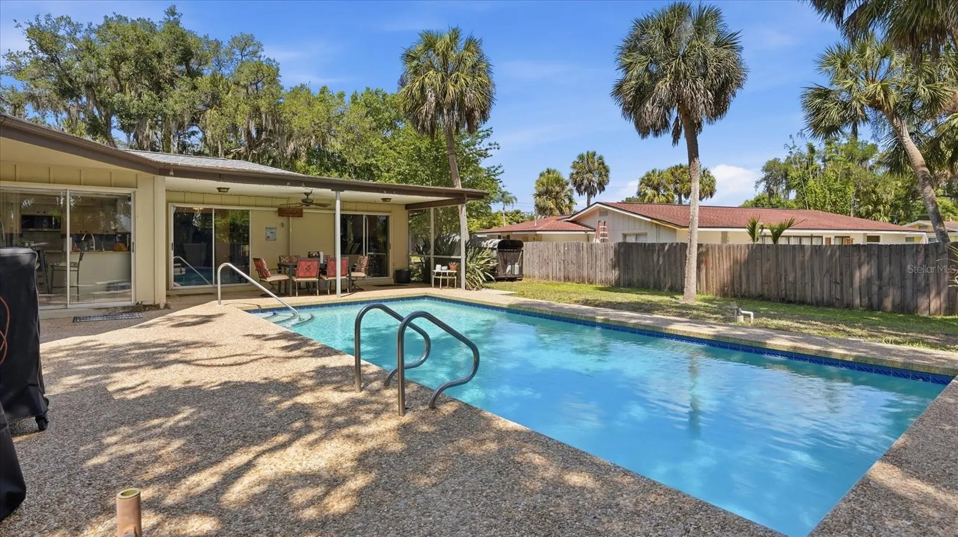 1929 Par Place Sarasota FL 34240