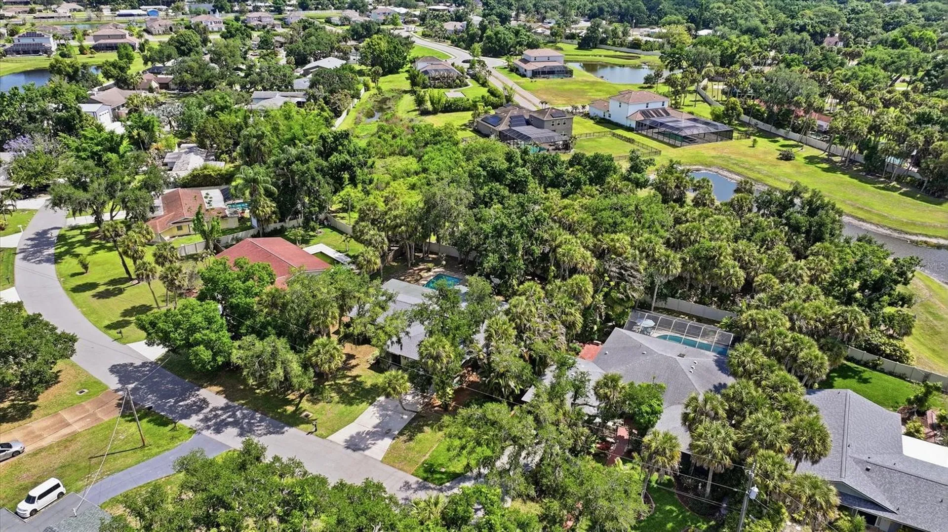 1929 Par Place Sarasota FL 34240