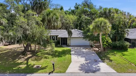 1929 Par Place Sarasota FL 34240