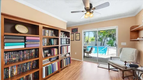 1929 Par Place Sarasota FL 34240
