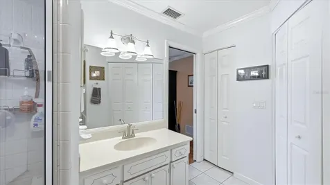 1929 Par Place Sarasota FL 34240