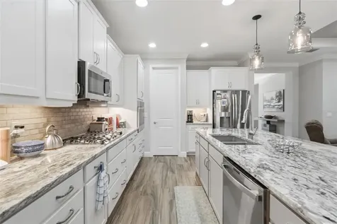 103 Old Moss Circle Deland FL 32724