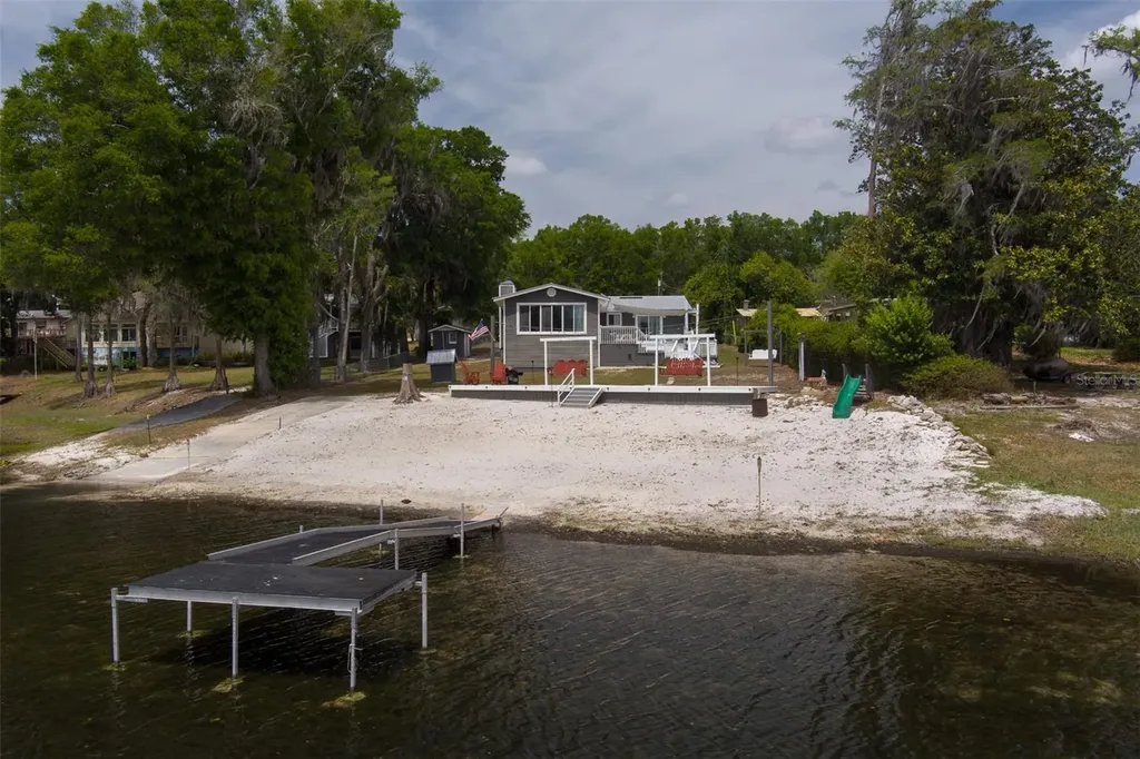 8491 Lilly Lake Road Melrose FL 32666