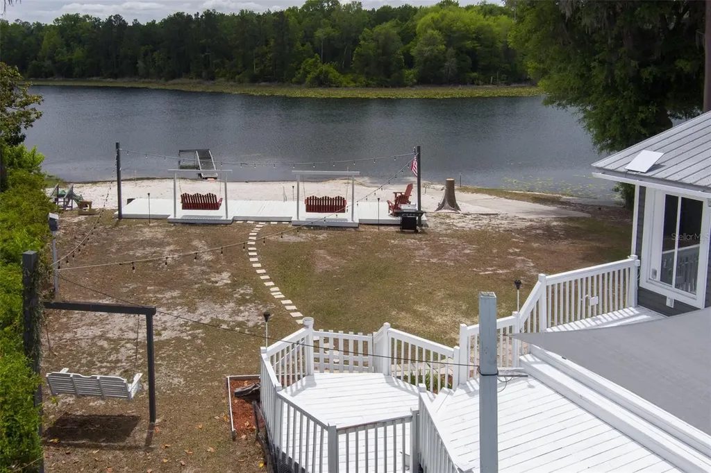 8491 Lilly Lake Road Melrose FL 32666