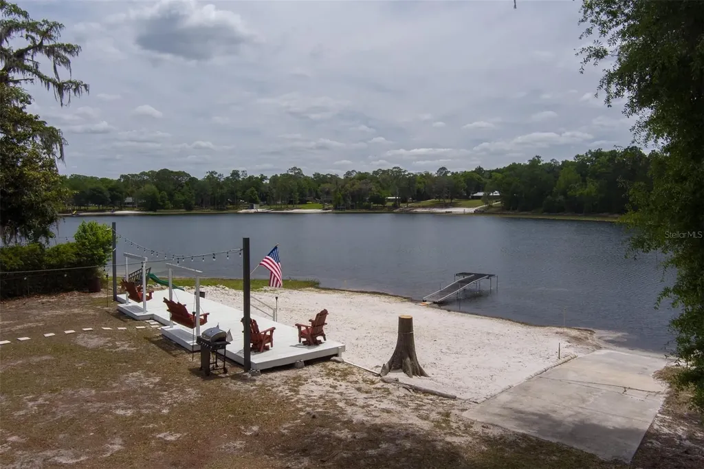 8491 Lilly Lake Road Melrose FL 32666