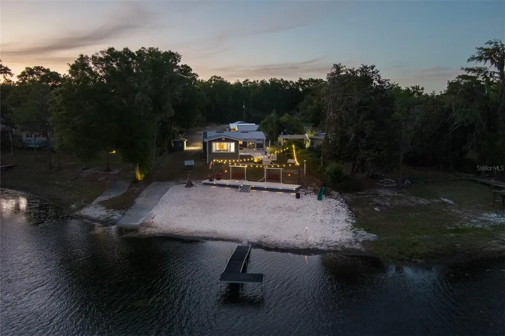 8491 Lilly Lake Road Melrose FL 32666