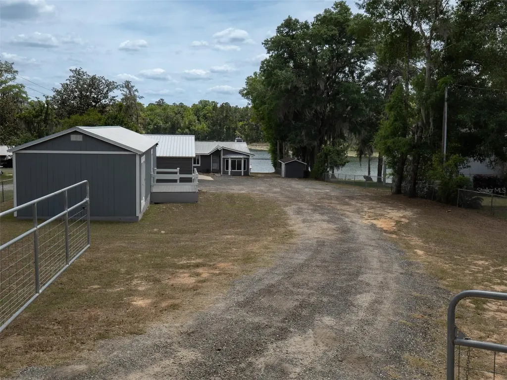 8491 Lilly Lake Road Melrose FL 32666
