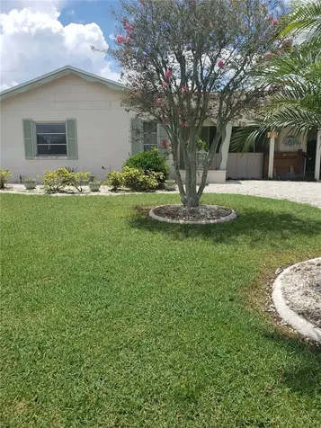 714 Indian Wells Avenue Sun City Center FL 33573