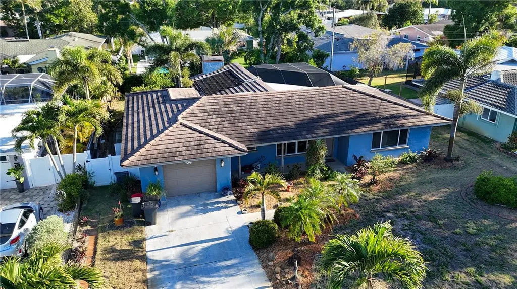 33 Southwind Drive Belleair Bluffs FL 33770