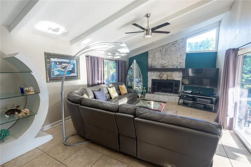 33 Southwind Drive Belleair Bluffs FL 33770