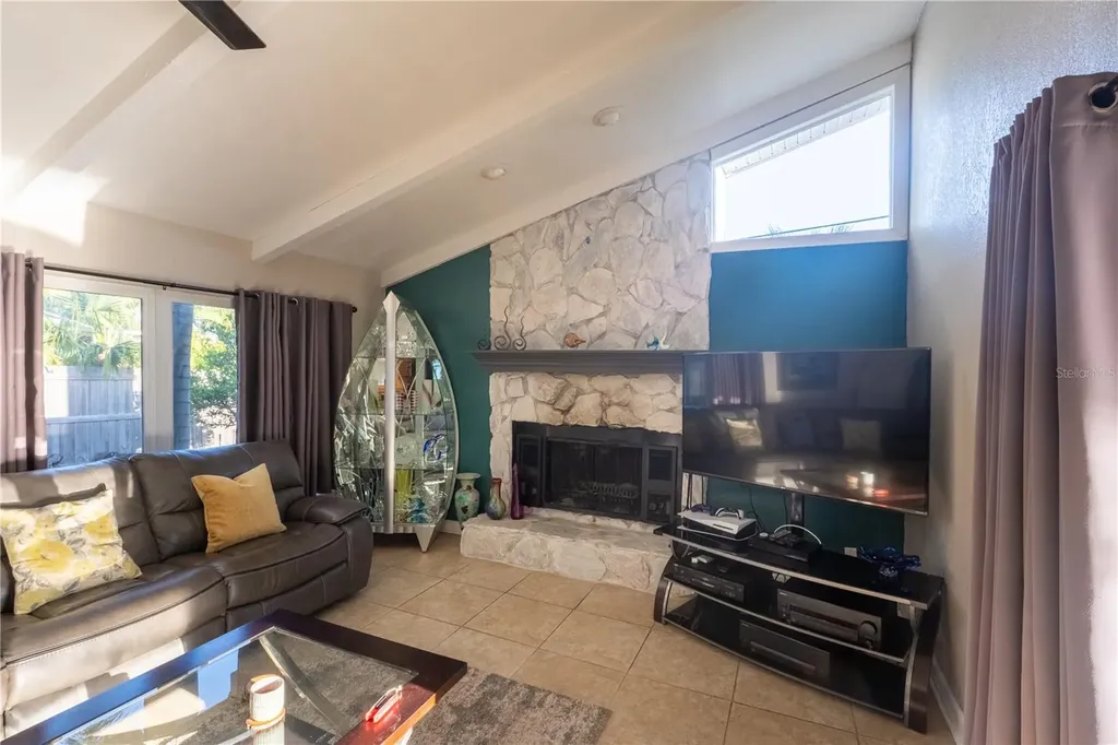 33 Southwind Drive Belleair Bluffs FL 33770