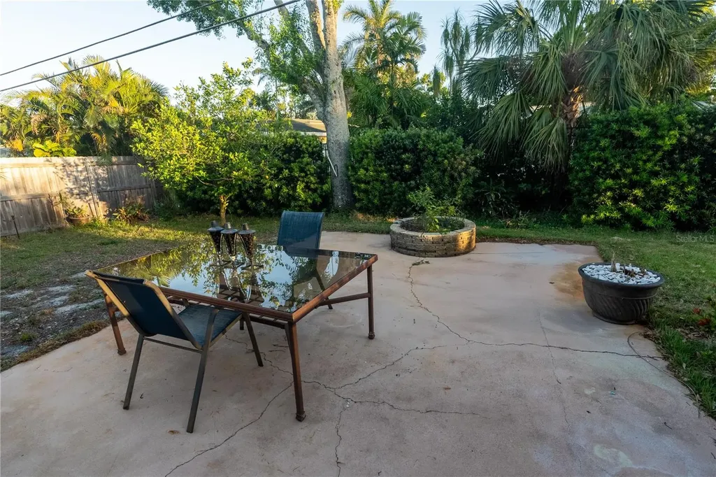 33 Southwind Drive Belleair Bluffs FL 33770