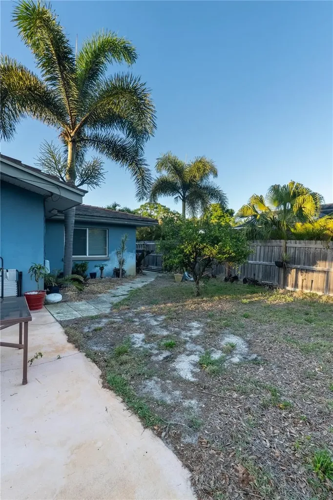 33 Southwind Drive Belleair Bluffs FL 33770