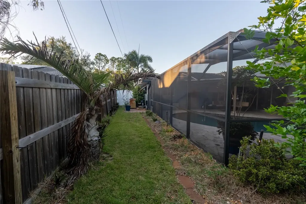 33 Southwind Drive Belleair Bluffs FL 33770