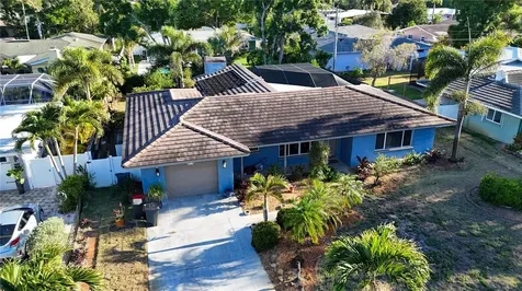 33 Southwind Drive Belleair Bluffs FL 33770