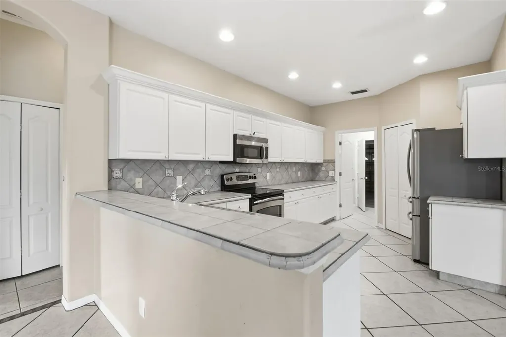 16825 Harrierridge Place Lithia FL 33547