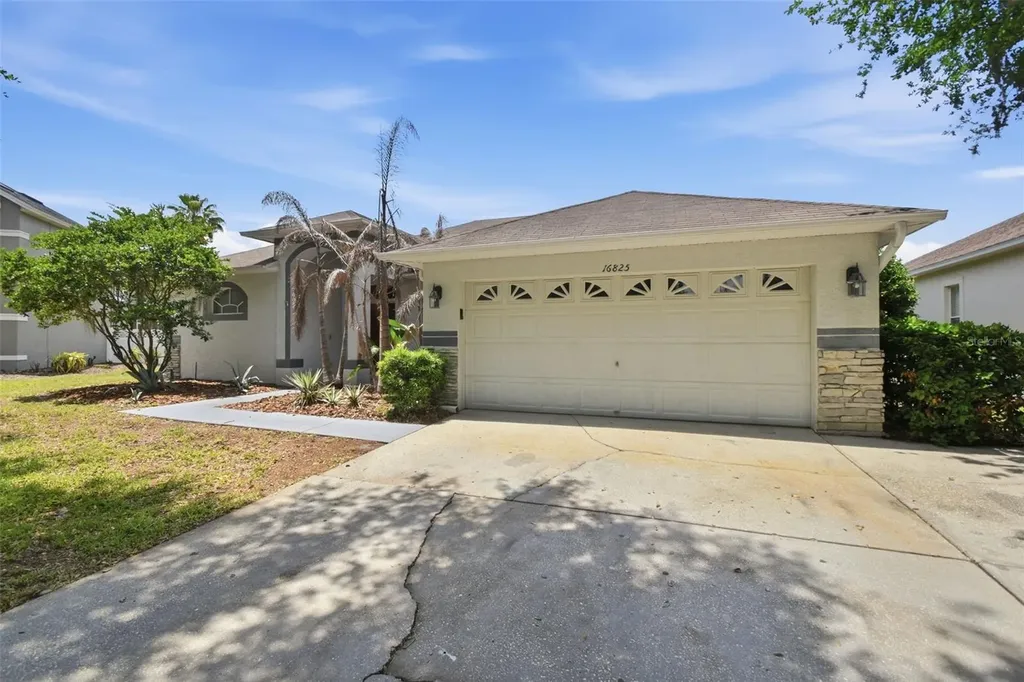 16825 Harrierridge Place Lithia FL 33547