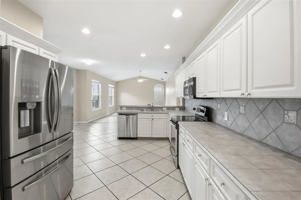 16825 Harrierridge Place Lithia FL 33547