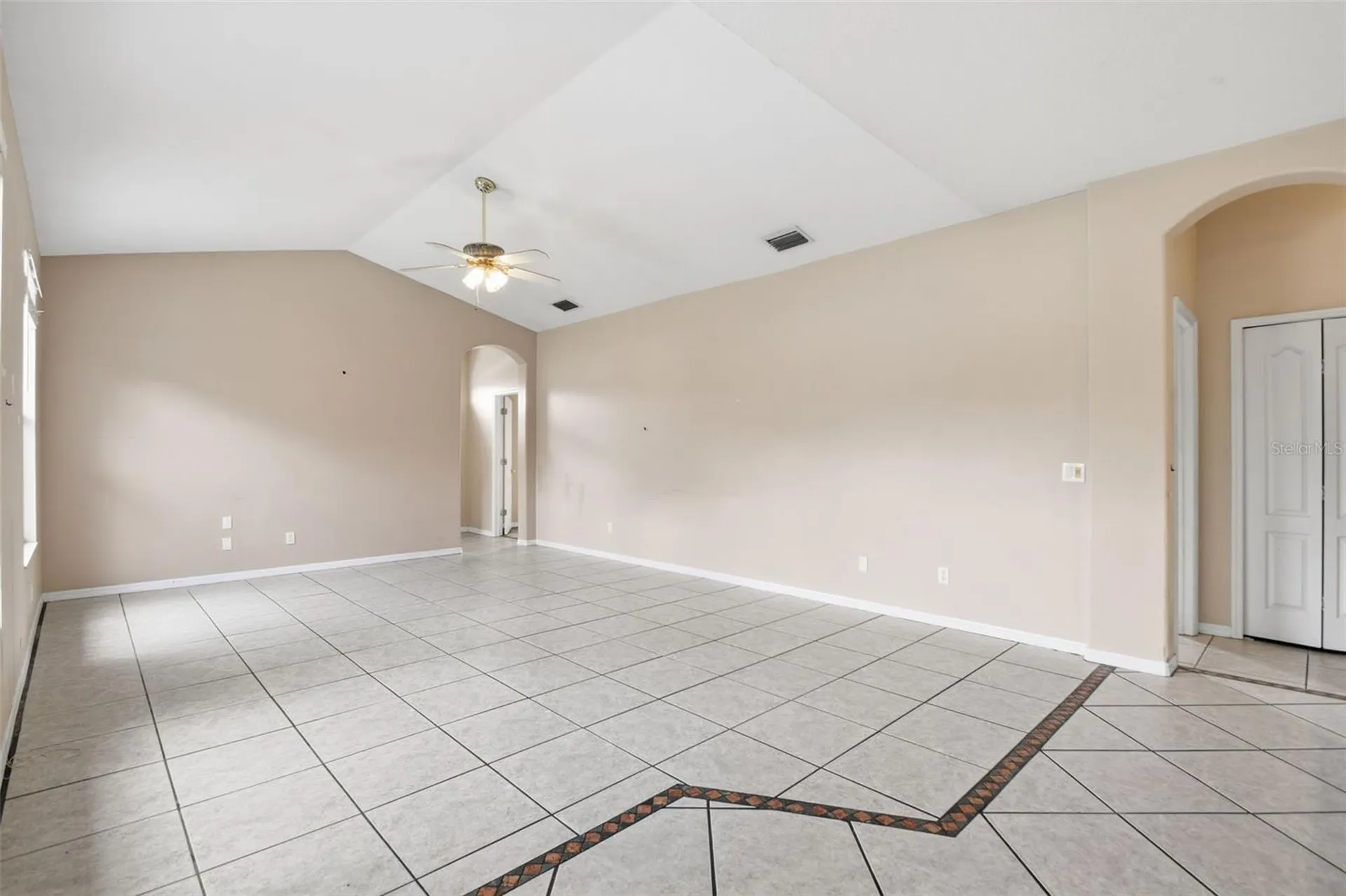 16825 Harrierridge Place Lithia FL 33547