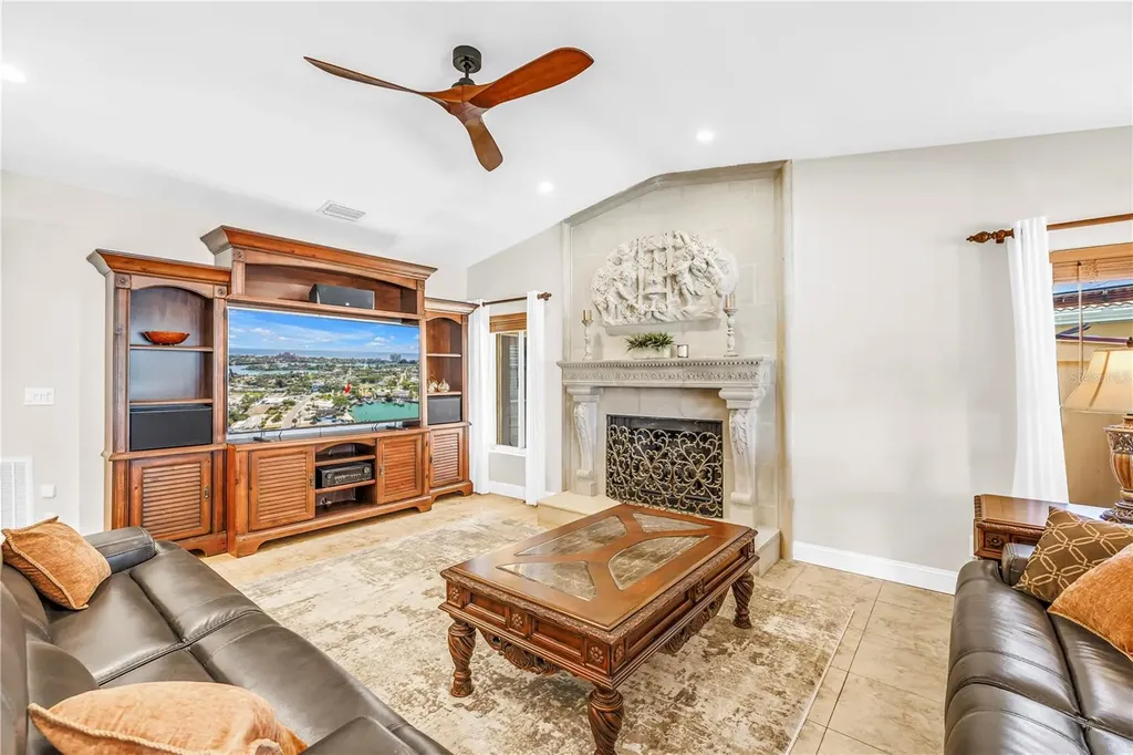3945 Poinsettia Drive St Pete Beach FL 33706