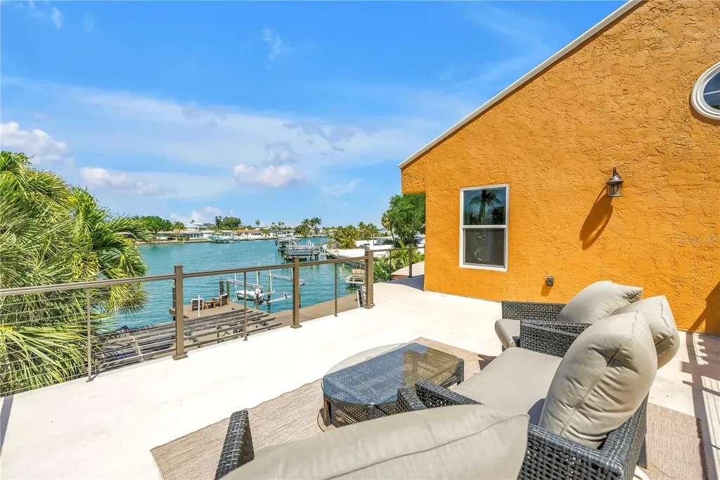 3945 Poinsettia Drive St Pete Beach FL 33706