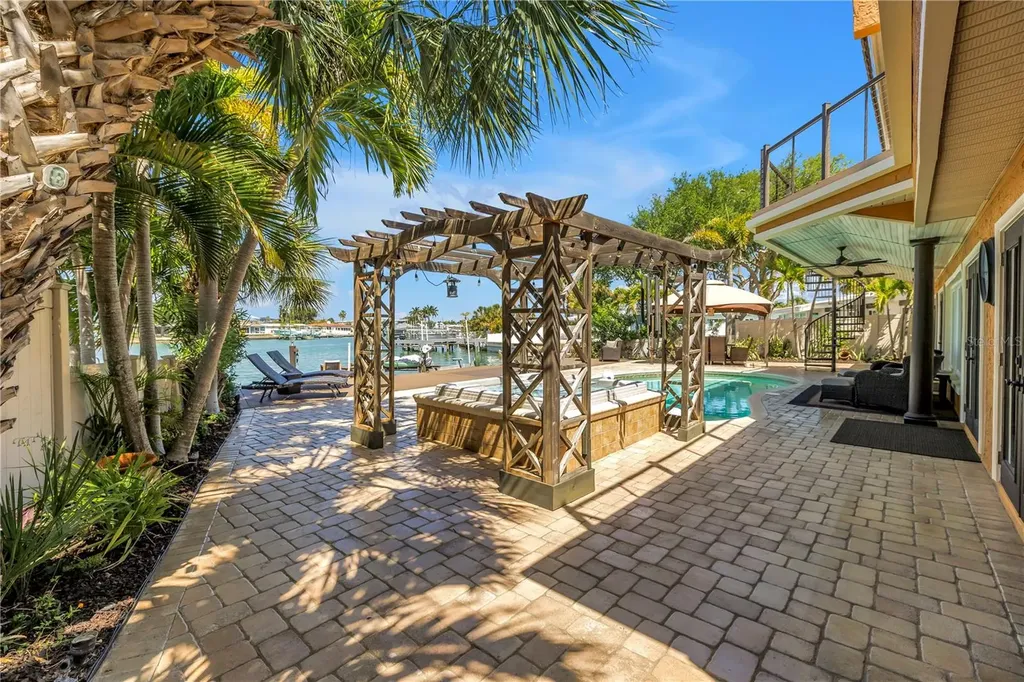 3945 Poinsettia Drive St Pete Beach FL 33706
