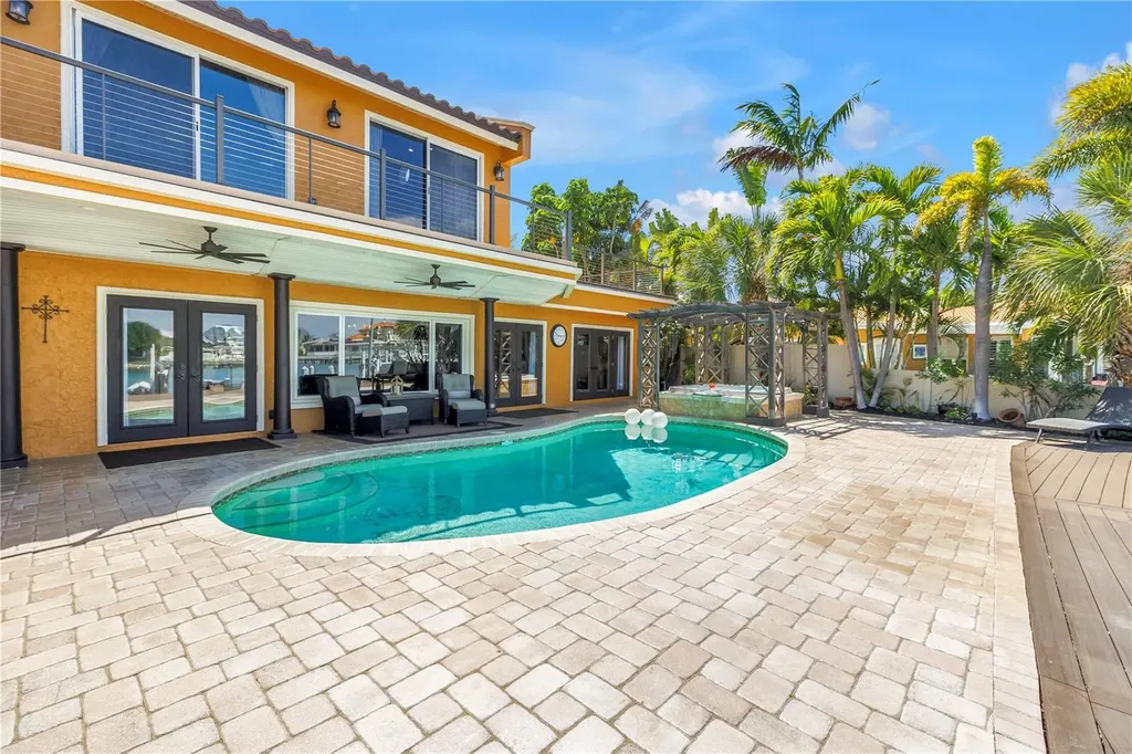 3945 Poinsettia Drive St Pete Beach FL 33706