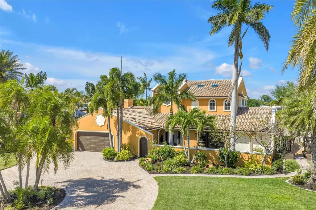 3945 Poinsettia Drive St Pete Beach FL 33706
