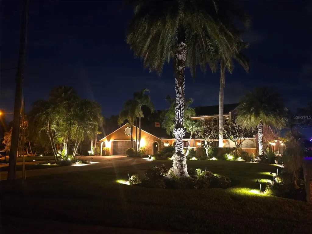 3945 Poinsettia Drive St Pete Beach FL 33706