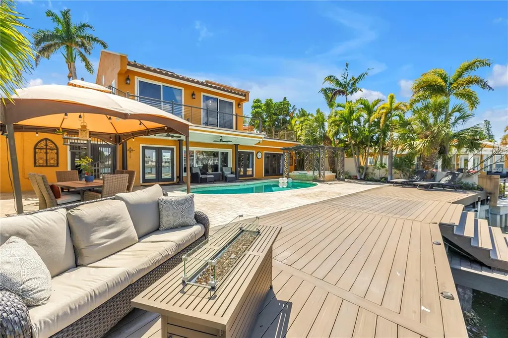3945 Poinsettia Drive St Pete Beach FL 33706