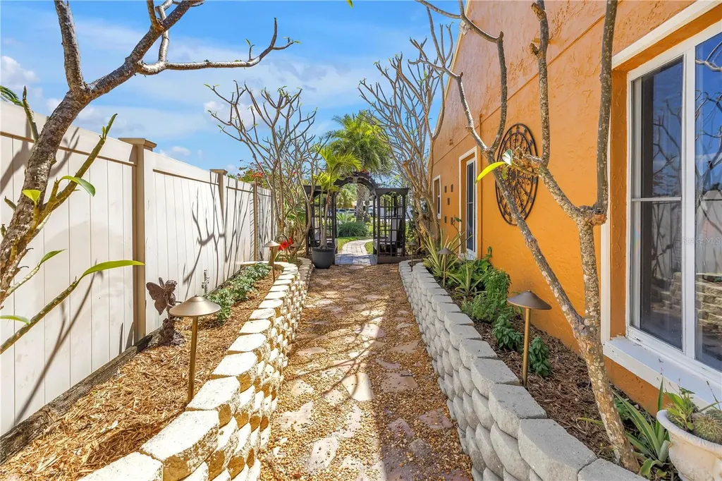 3945 Poinsettia Drive St Pete Beach FL 33706