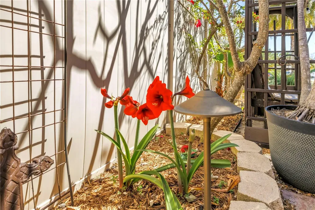 3945 Poinsettia Drive St Pete Beach FL 33706