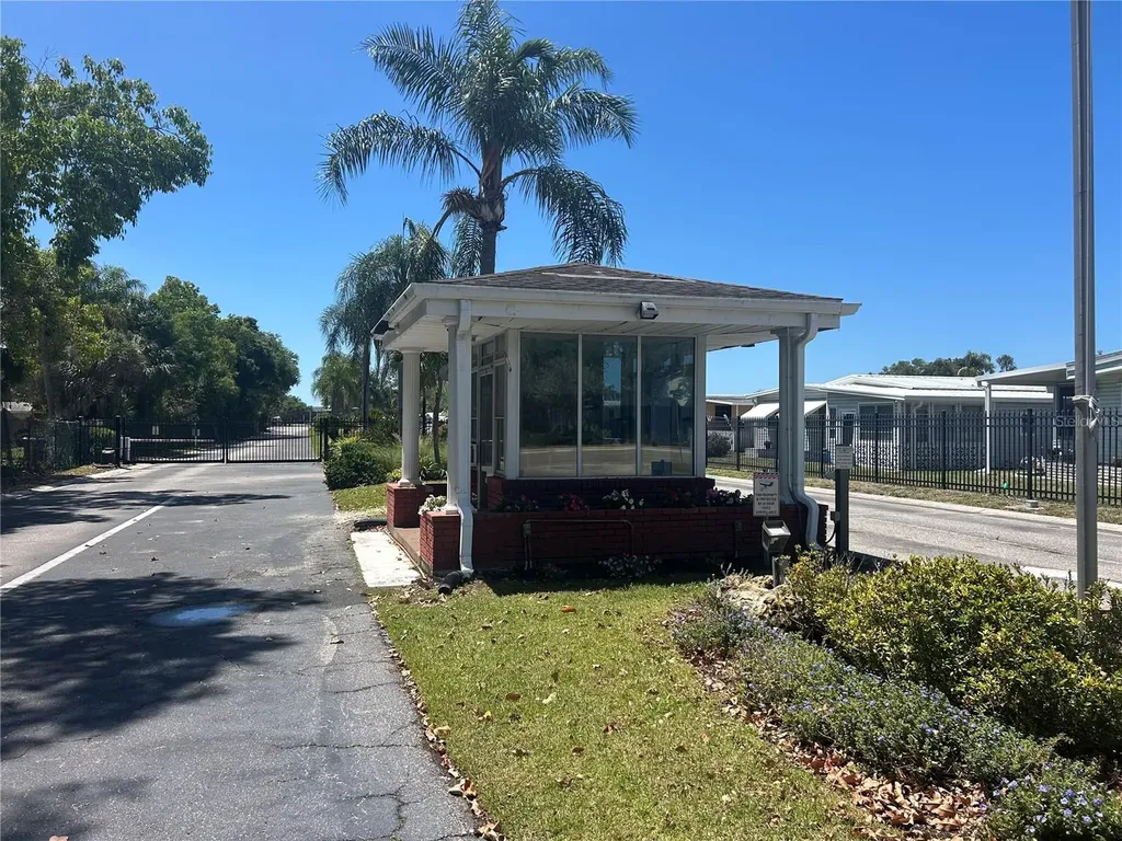 3221 Sweet Gum Terrace Sarasota FL 34237