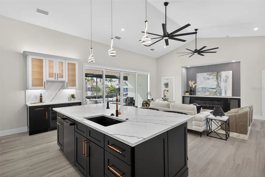 5312 SW 9th Place Cape Coral FL 33914