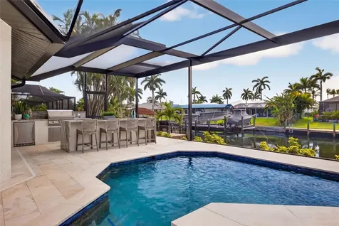 5312 SW 9th Place Cape Coral FL 33914