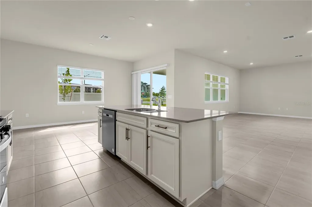 10411 Park Estates Avenue Orlando FL 32836