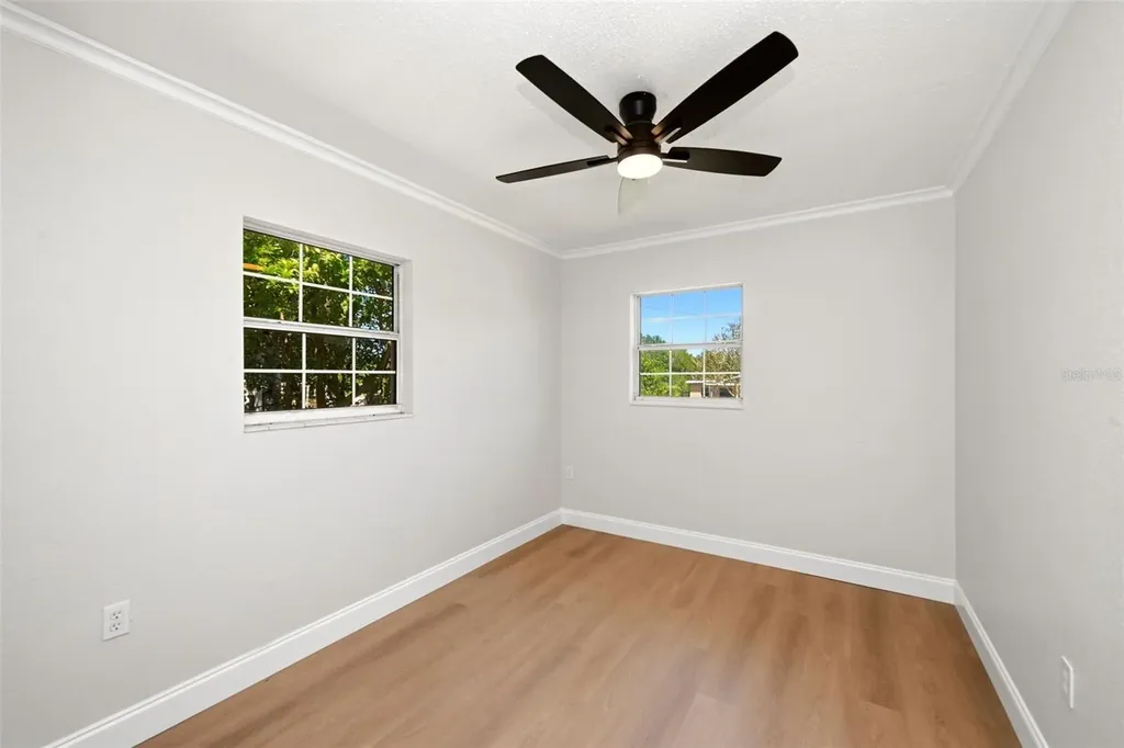 2115 Woodland Boulevard Leesburg FL 34748
