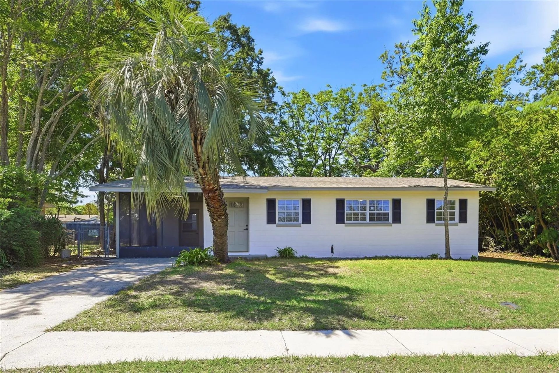 2115 Woodland Boulevard Leesburg FL 34748