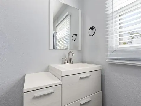 5209 Lloyd Street Seffner FL 33584