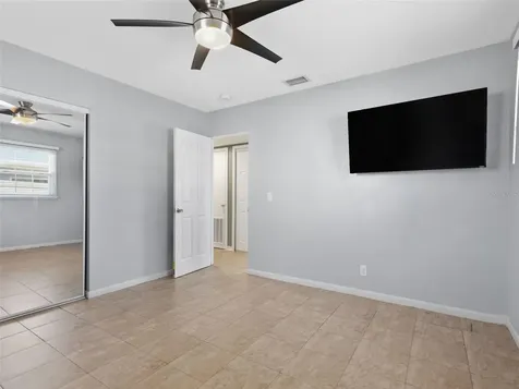 5209 Lloyd Street Seffner FL 33584