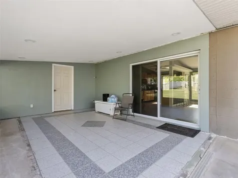 5209 Lloyd Street Seffner FL 33584