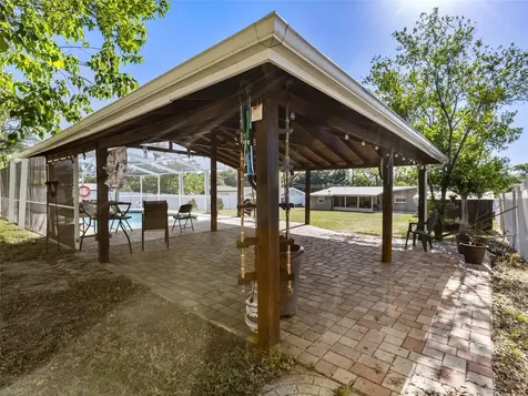 5209 Lloyd Street Seffner FL 33584