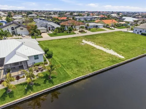 81 Colony Point Drive Punta Gorda FL 33950