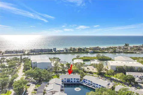 11351 Shipwatch Lane Largo FL 33774